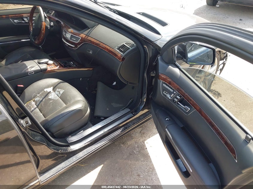 2011 Mercedes-benz S class VIN WDDNG8GB8BA399816 IAAI salvage auction — FRONT END, Salvage (Texas), sold $1,125 on 2026-07-29 (photo 5)
