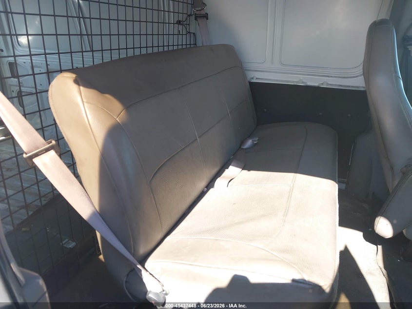 2002 Ford E 150 VIN 1FTRE14202HA81662 IAAI salvage auction — NORMAL WEAR, Clear (California), sold $1,400 on 2026-07-09 (photo 8)