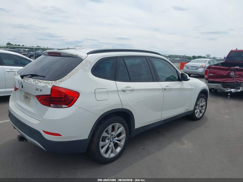 2014 BMW X1 VIN WBAVL1C54EVY18400 IAAI salvage auction — NORMAL WEAR, Clear (North Carolina), sold $500 on 2026-07-22 (photo 4)