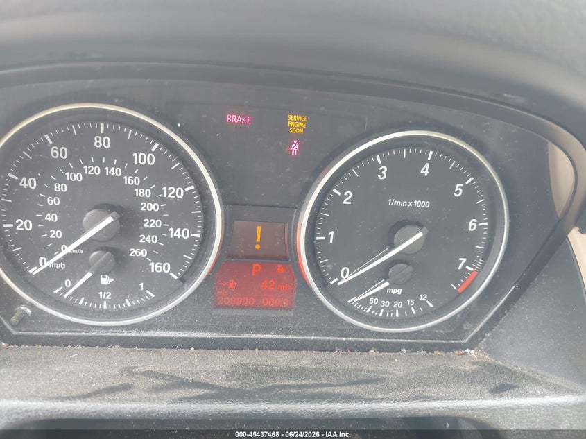 2014 BMW X1 VIN WBAVL1C54EVY18400 IAAI salvage auction — NORMAL WEAR, Clear (North Carolina), sold $500 on 2026-07-22 (photo 7)