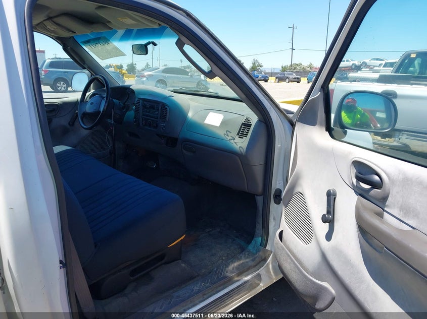 2002 Ford F-150 VIN 1FTRF17272NB06387 IAAI salvage auction — RIGHT SIDE, Clear (California), sold $2,100 on 2026-07-09 (photo 5)