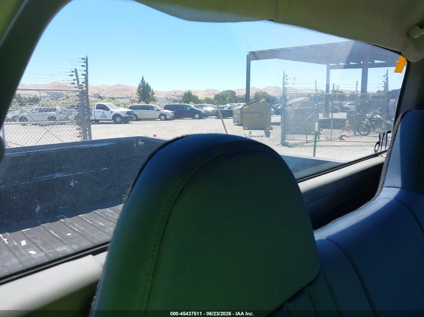 2002 Ford F-150 VIN 1FTRF17272NB06387 IAAI salvage auction — RIGHT SIDE, Clear (California), sold $2,100 on 2026-07-09 (photo 8)