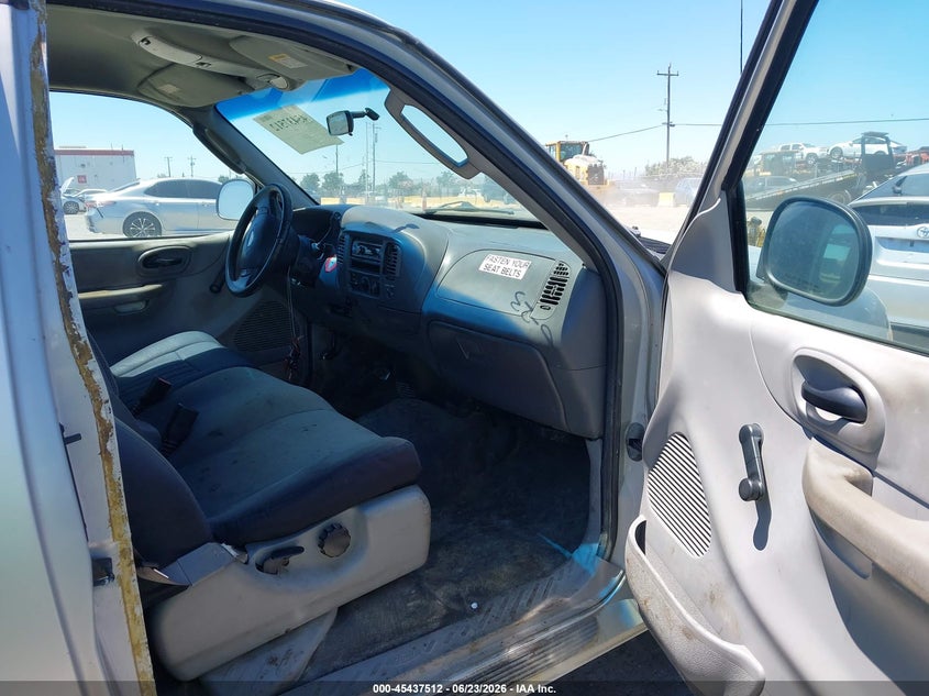 2003 Ford F-150 VIN 1FTRX17WX3NB63460 IAAI salvage auction — NORMAL WEAR, Clear (California), sold $700 on 2026-07-09 (photo 5)
