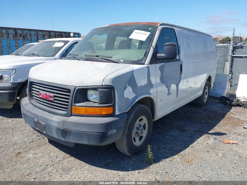 2006 Gmc Savana VIN 1GTFG15X361113980 IAAI salvage auction — NORMAL WEAR, Clear (California), sold $3,150 on 2026-07-09 (photo 2)