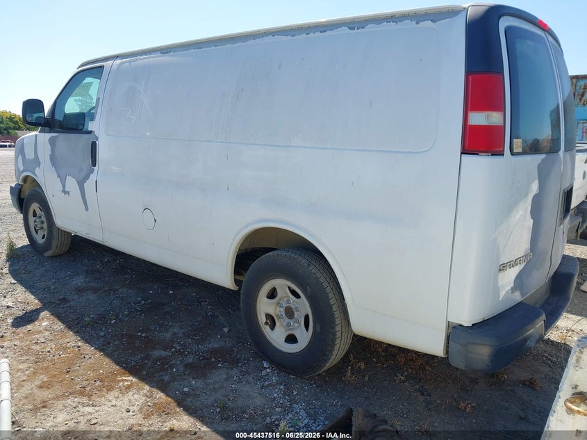 2006 Gmc Savana VIN 1GTFG15X361113980 IAAI salvage auction — NORMAL WEAR, Clear (California), sold $3,150 on 2026-07-09 (photo 3)