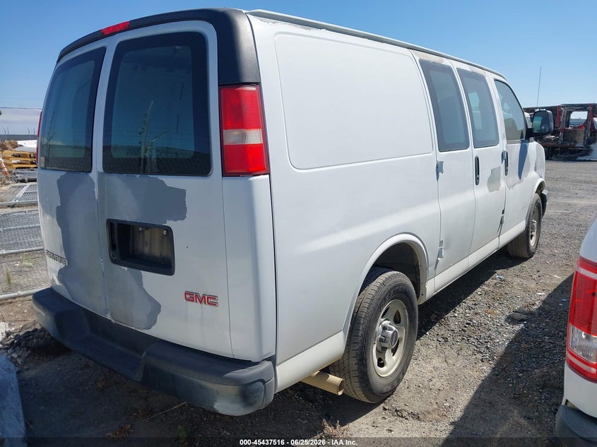 2006 Gmc Savana VIN 1GTFG15X361113980 IAAI salvage auction — NORMAL WEAR, Clear (California), sold $3,150 on 2026-07-09 (photo 4)