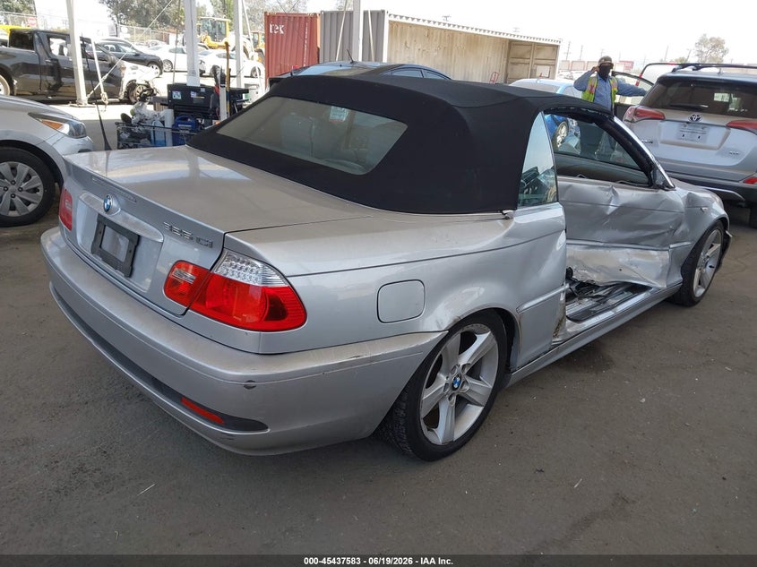2004 BMW 3 series VIN WBABW33494PL31922 IAAI salvage auction — SIDE, Non-Repairable (California), sold $325 on 2026-07-10 (photo 4)