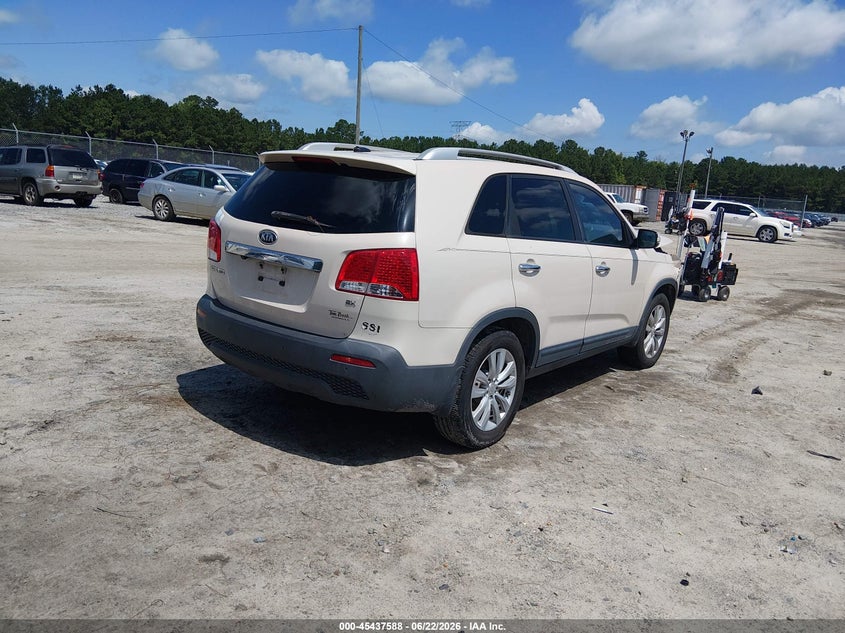 2011 Kia Sorento VIN 5XYKU4A16BG021170 IAAI salvage auction — FRONT END, Salvage (Georgia), sold $550 on 2026-07-24 (photo 4)