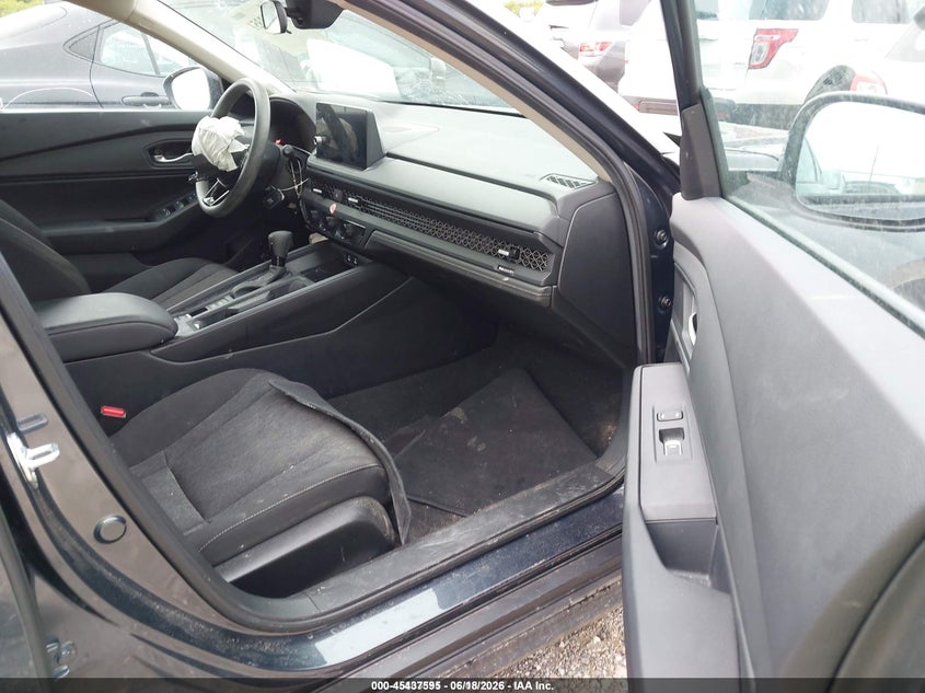 2026 Honda Accord VIN 1HGCY1F4XTA005728 IAAI salvage auction — FRONT END, Clear (Oklahoma), sold $18,800 on 2026-07-29 (photo 5)