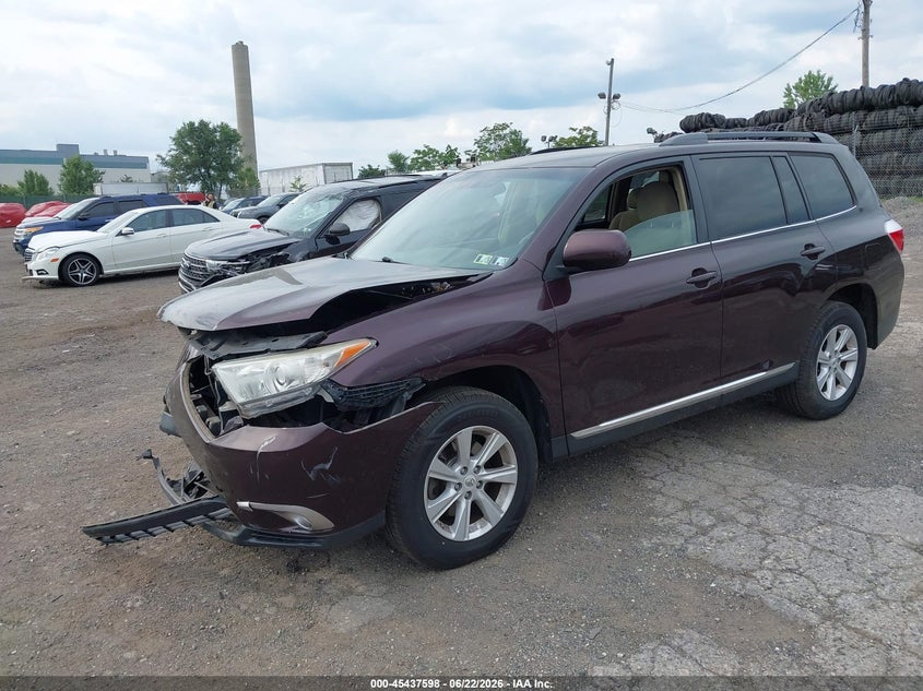 2011 Toyota Highlander VIN 5TDBK3EH3BS083619 IAAI salvage auction — FRONT END, Salvage (Pennsylvania), sold $3,000 on 2026-07-17 (photo 2)