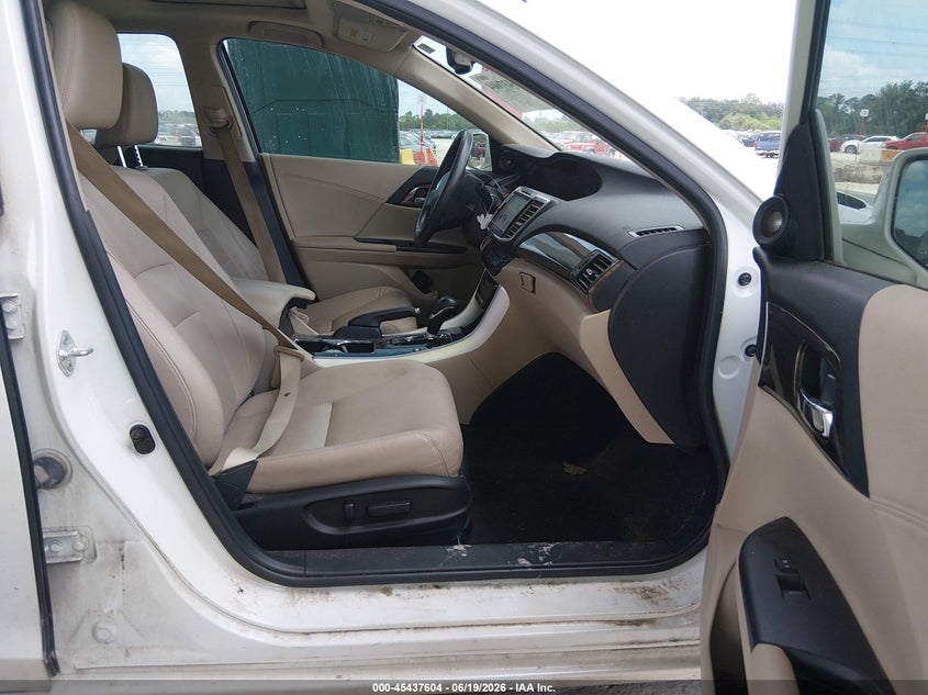 2017 Honda Accord VIN JHMCR6F50HC025529 IAAI salvage auction — FRONT END, Rebuildable (Florida), sold $1,950 on 2026-07-29 (photo 5)