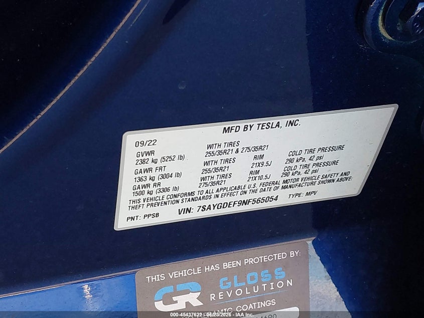 2022 Tesla Model y VIN 7SAYGDEF9NF565054 IAAI salvage auction — RIGHT FRONT, Salvage Title, sold $10,700 on 2026-08-22 (photo 9)
