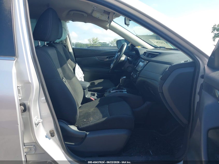 2017 Nissan Rogue VIN KNMAT2MV3HP571854 IAAI salvage auction — RIGHT SIDE, Regular Certificate (Iowa), sold $525 on 2026-07-28 (photo 5)