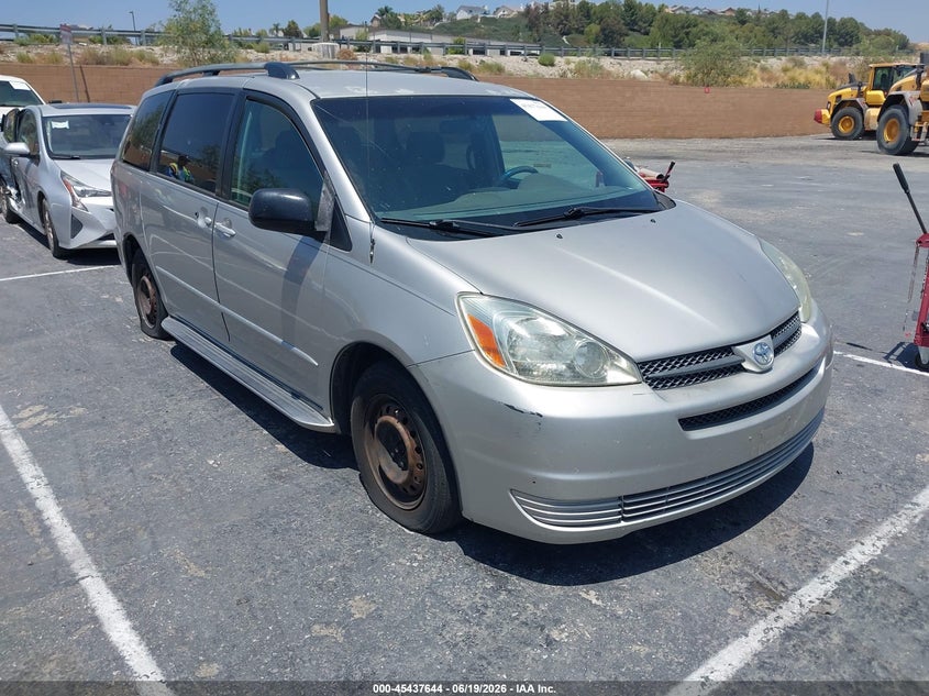 2005 Toyota Sienna VIN 5TDZA23C85S352995 IAAI salvage auction — NORMAL WEAR, Clear - Dealer Only (California), sold $800 on 2026-07-22 (photo 1)