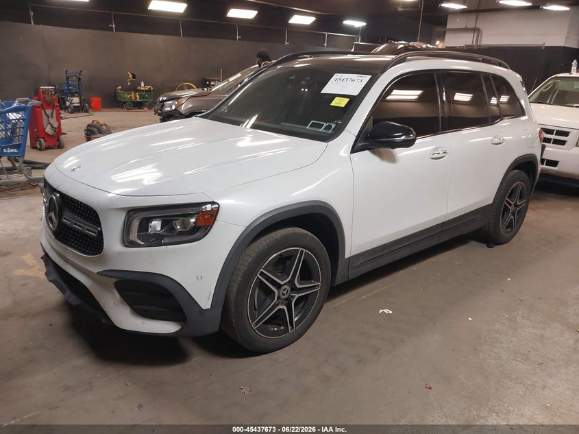 2020 Mercedes-benz Glb VIN W1N4M4HBXLW043757 IAAI salvage auction — FRONT END, Salvage Title, sold $8,400 on 2026-08-25 (photo 2)