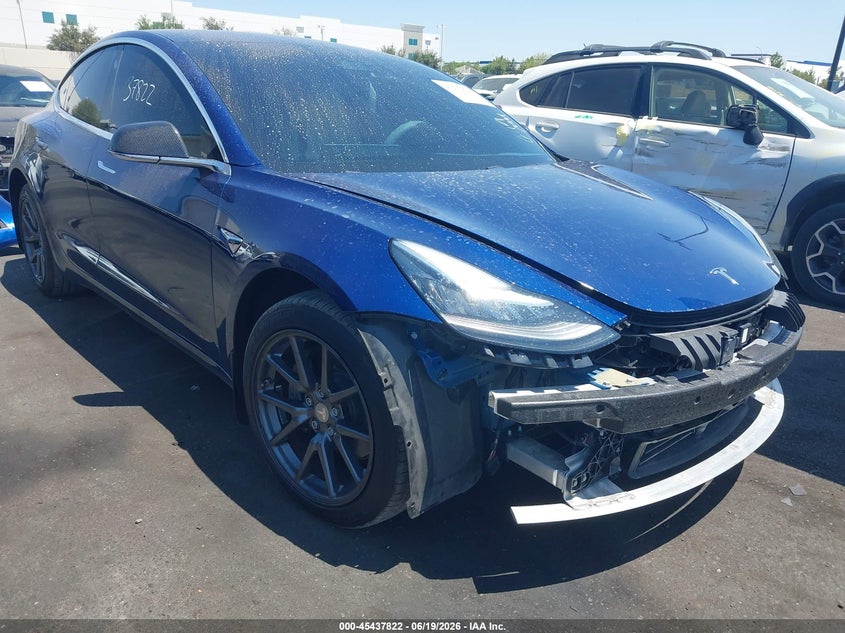 2018 Tesla Model 3 VIN 5YJ3E1EB6JF136022 — IAAI salvage auction photo