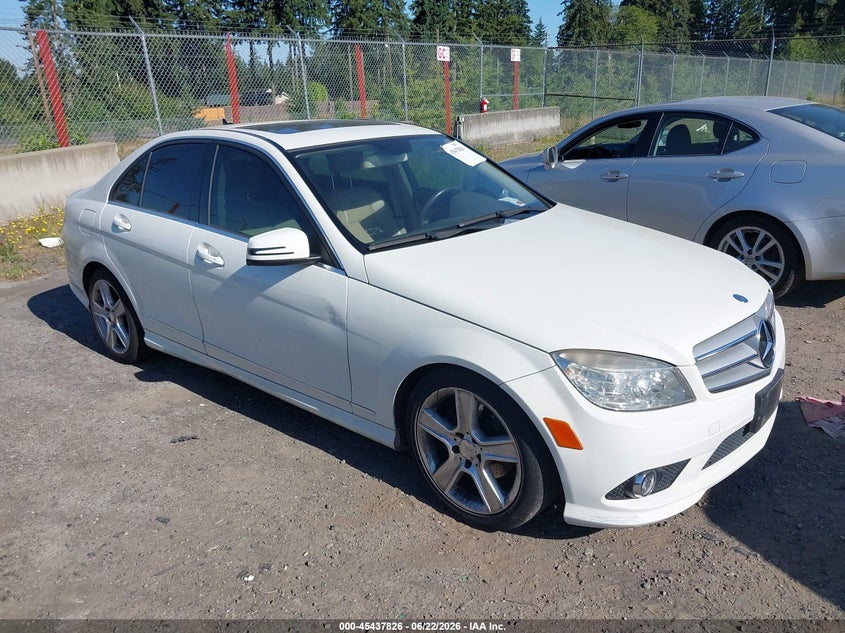 2010 Mercedes-benz C-klasse VIN WDDGF8BBXAA908399 IAAI salvage auction — RIGHT SIDE, Rebuilt (Washington), sold $775 on 2026-07-15 (photo 1)