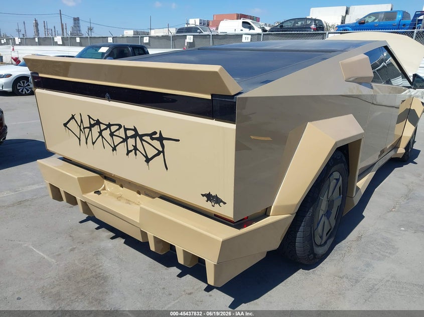 2025 Tesla Cybertruck VIN 7G2CEHEE0SA060392 IAAI salvage auction — ELECTRICAL, Salvage Title, sold $25,250 on 2026-07-22 (photo 6)