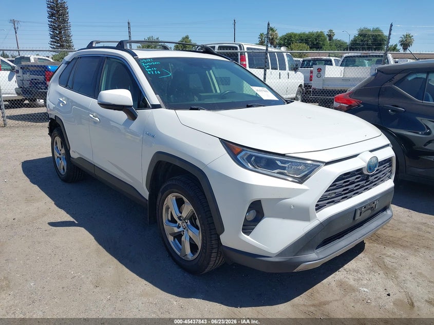 2020 Toyota Rav 4 VIN JTMDWRFVXLD548267 — IAAI salvage auction photo