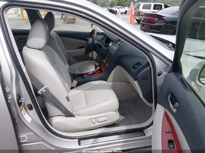2008 Lexus Es 350 VIN JTHBJ46G682206309 IAAI salvage auction — FRONT END, Salvage (Illinois), sold $700 on 2026-07-28 (photo 5)