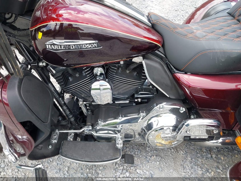 2014 Harley-davidson Tri glide ultra VIN 1HD1MAL11EB860325 IAAI salvage auction — FRONT END, Salvage (Virginia), sold $7,300 on 2026-07-07 (photo 9)