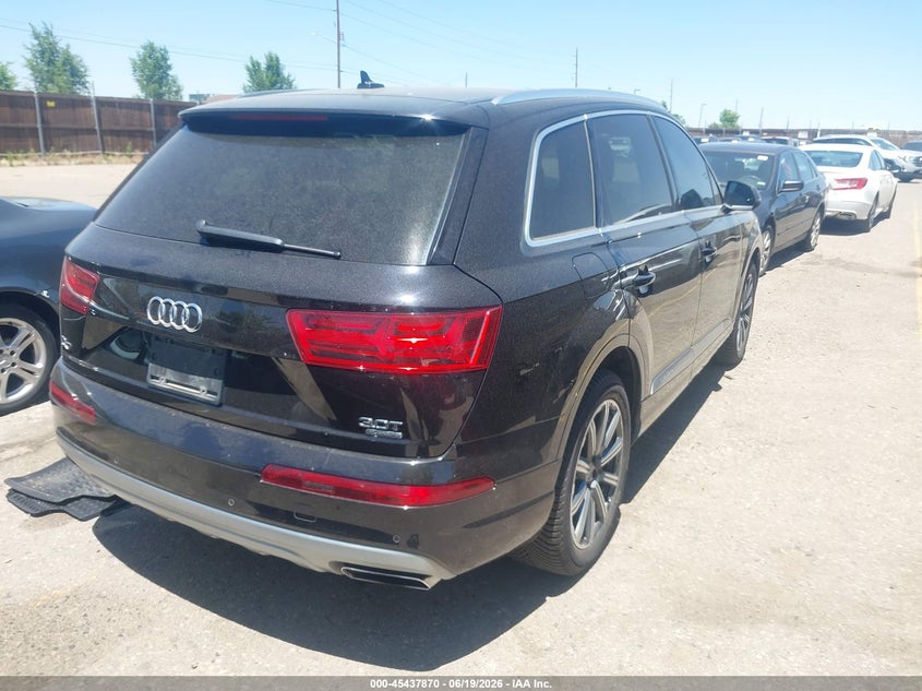2017 Audi Q7 VIN WA1LAAF78HD022444 IAAI salvage auction — NORMAL WEAR, Clear (Colorado), sold $4,550 on 2026-07-07 (photo 4)