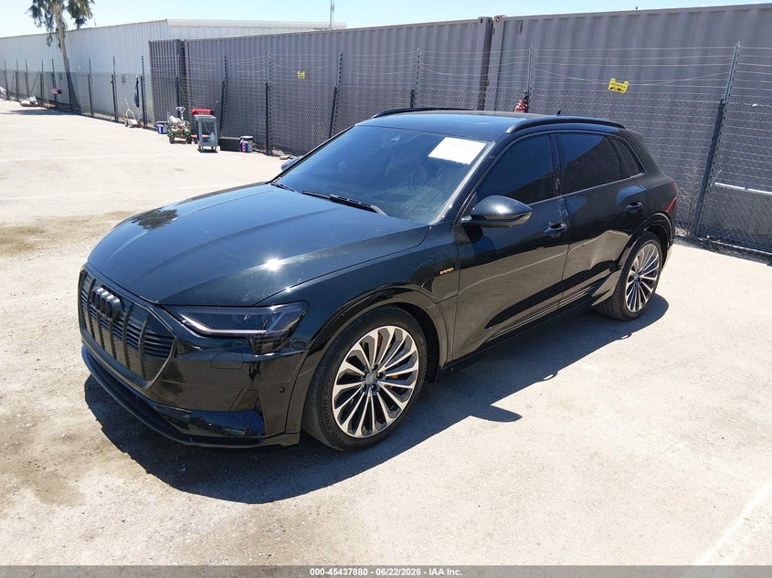 2019 Audi E-tron VIN WA1VAAGE7KB021651 IAAI salvage auction — RIGHT SIDE, Salvage Title, sold $16,200 on 2026-08-17 (photo 2)