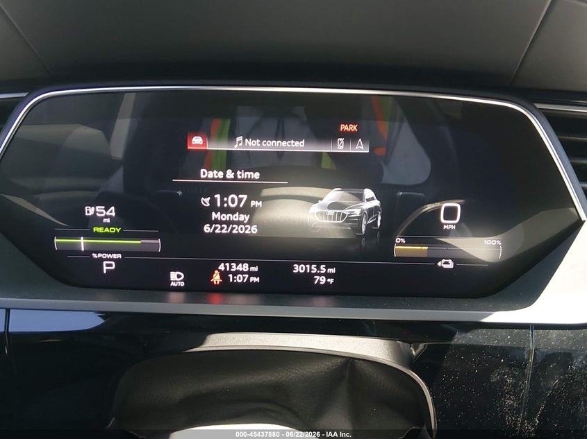 2019 Audi E-tron VIN WA1VAAGE7KB021651 IAAI salvage auction — RIGHT SIDE, Salvage Title, sold $16,200 on 2026-08-17 (photo 7)