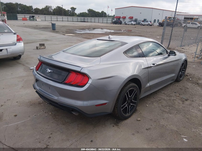 2022 Ford Mustang VIN 1FA6P8TH4N5149551 IAAI salvage auction — LEFT SIDE, Salvage Title, sold $5,600 on 2026-07-23 (photo 4)