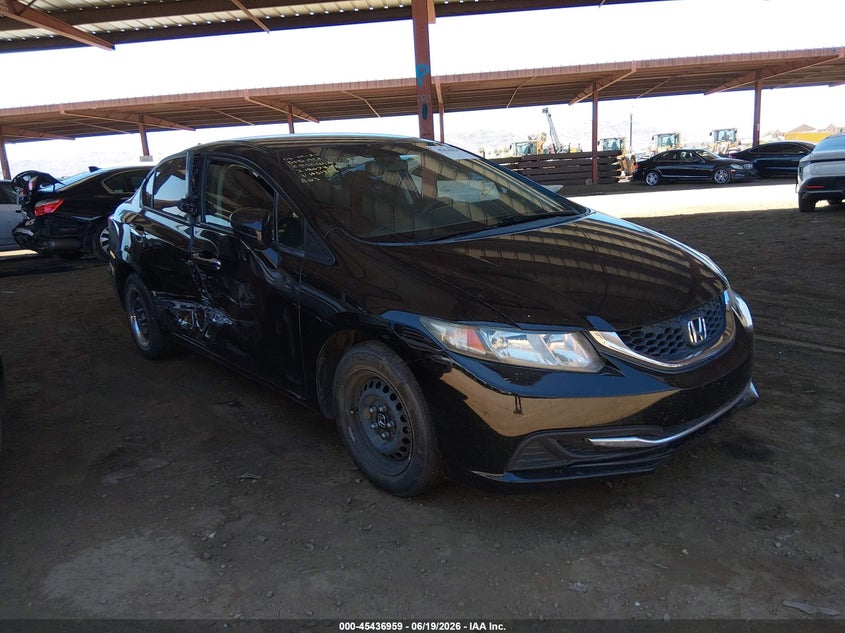 2015 Honda Civic VIN 2HGFB2F56FH519532 IAAI salvage auction — RIGHT SIDE, Salvage Title, sold $2,050 on 2026-08-03 (photo 1)