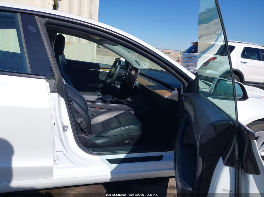 2022 Tesla Model 3 VIN 5YJ3E1EB4NF187024 IAAI salvage auction — REAR END, Salvage (Arizona), sold $10,600 on 2026-07-14 (photo 5)