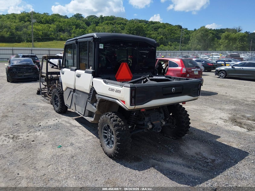 2026 Can-am/ brp Traxter VIN 3JBKUAX40TK004044 IAAI salvage auction — FRONT END, Salvage (Iowa), sold $18,000 on 2026-08-11 (photo 3)