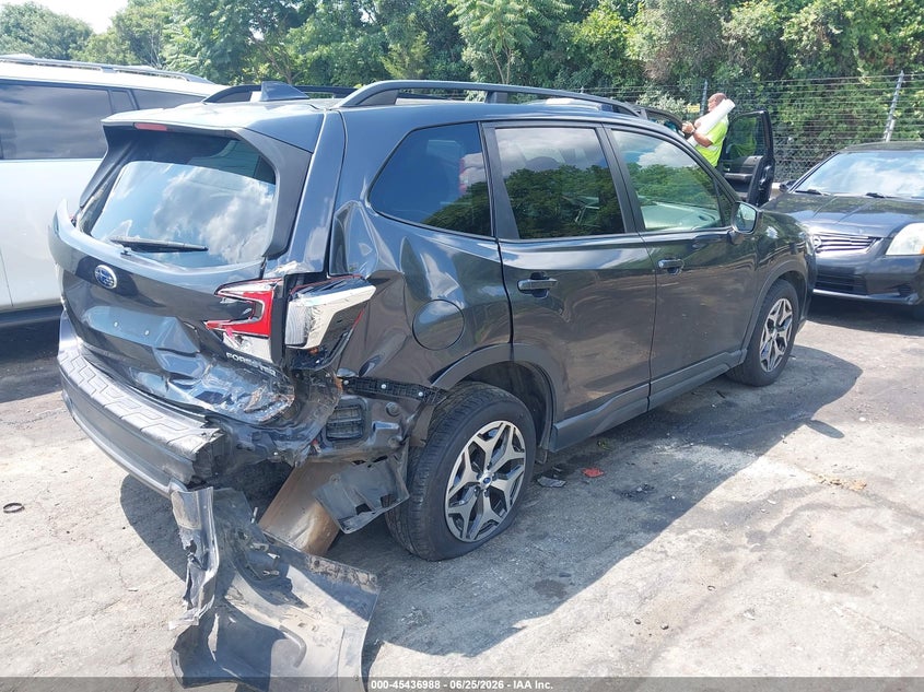 2019 Subaru Forester VIN JF2SKAEC1KH406824 IAAI salvage auction — REAR END, Salvage (North Carolina), sold $1,650 on 2026-07-23 (photo 4)