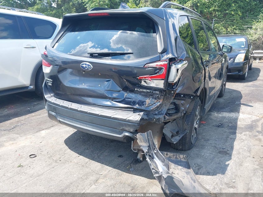 2019 Subaru Forester VIN JF2SKAEC1KH406824 IAAI salvage auction — REAR END, Salvage (North Carolina), sold $1,650 on 2026-07-23 (photo 6)