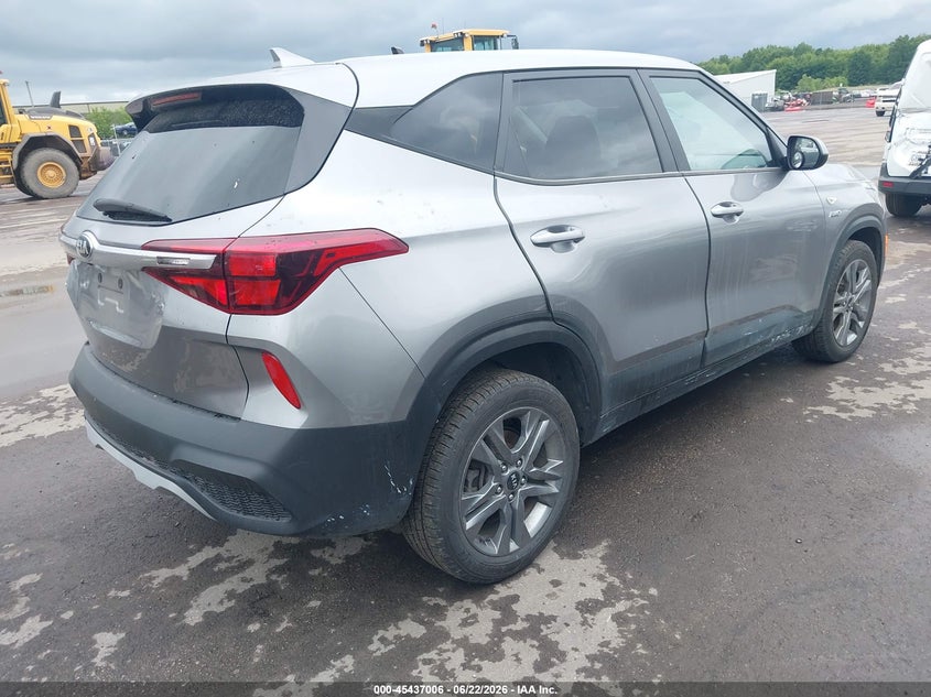 2021 Kia Seltos VIN KNDEPCAA7M7220758 IAAI salvage auction — LEFT FRONT, Salvage Title, sold $3,550 on 2026-07-21 (photo 4)