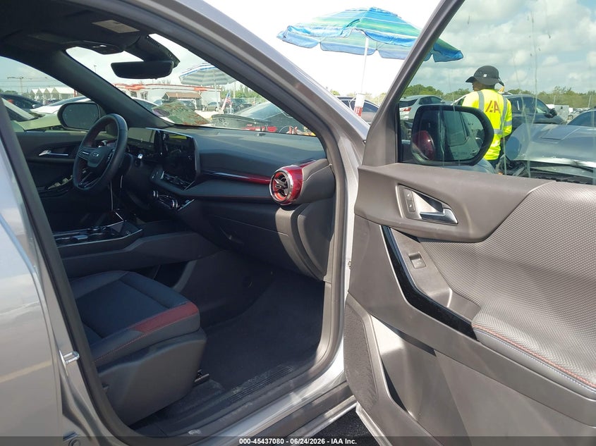 2025 Chevrolet Equinox VIN 3GNAXLEG3SL173578 IAAI salvage auction — REAR END, Salvage Title, sold $12,500 on 2026-07-30 (photo 5)