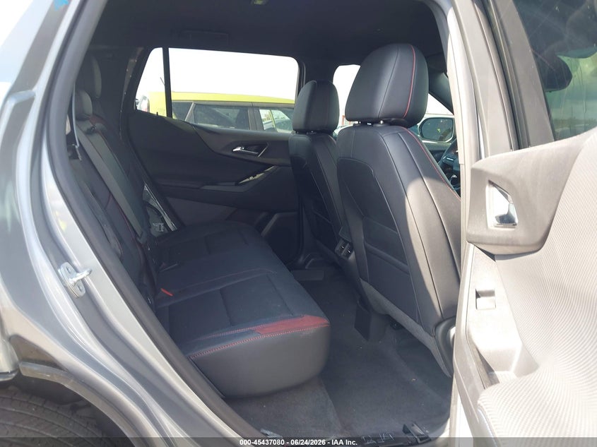 2025 Chevrolet Equinox VIN 3GNAXLEG3SL173578 IAAI salvage auction — REAR END, Salvage Title, sold $12,500 on 2026-07-30 (photo 8)