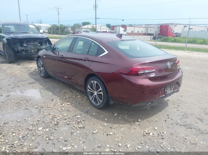 2019 Buick Regal VIN W04GR6SX8K1043204 IAAI salvage auction — FRONT END, Clear (Wisconsin), sold $5,100 on 2026-07-16 (photo 3)