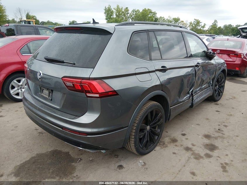 2020 Volkswagen Tiguan VIN 3VV3B7AX0LM113056 IAAI salvage auction — SIDE, Salvage Title, sold $5,800 on 2026-07-26 (photo 4)
