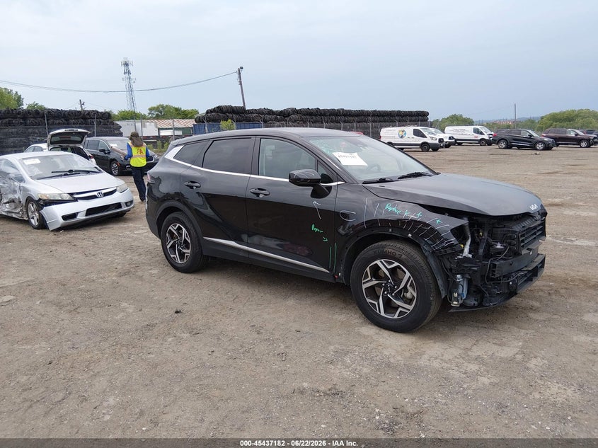2023 Kia Sportage VIN KNDPU3AF0P7155351 IAAI salvage auction — FRONT END, Salvage Title, sold $5,650 on 2026-07-31 (photo 1)