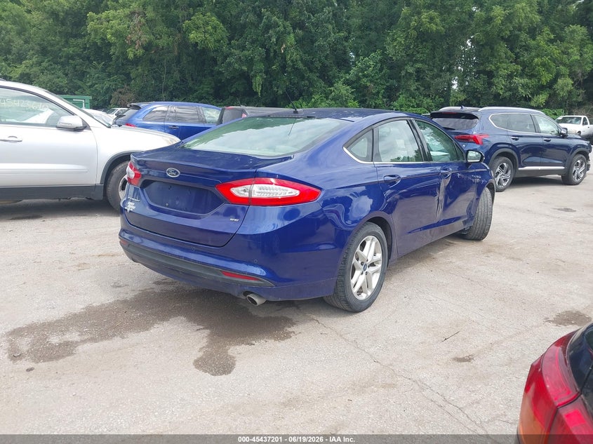 2014 Ford Fusion VIN 3FA6P0H71ER165642 IAAI salvage auction — SIDE, Salvage (Missouri), sold $575 on 2026-07-20 (photo 4)