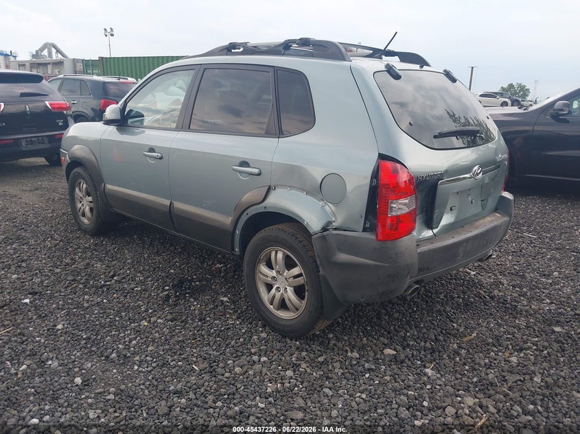 2007 Hyundai Tucson VIN KM8JN12DX7U639481 IAAI salvage auction — NORMAL WEAR, Clear (Florida), sold $125 on 2026-07-21 (photo 3)