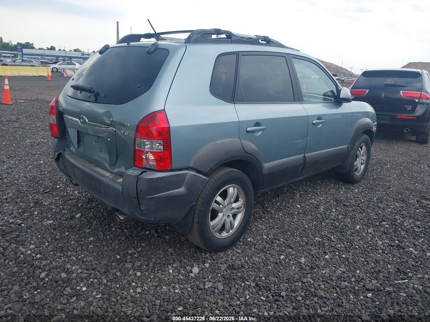 2007 Hyundai Tucson VIN KM8JN12DX7U639481 IAAI salvage auction — NORMAL WEAR, Clear (Florida), sold $125 on 2026-07-21 (photo 4)