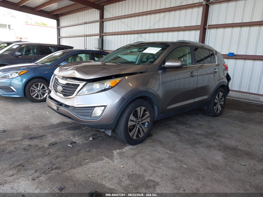 2012 Kia Sportage VIN KNDPC3A20C7175724 IAAI salvage auction — FRONT & REAR, Rebuildable (Florida), sold $2,050 on 2026-07-07 (photo 2)