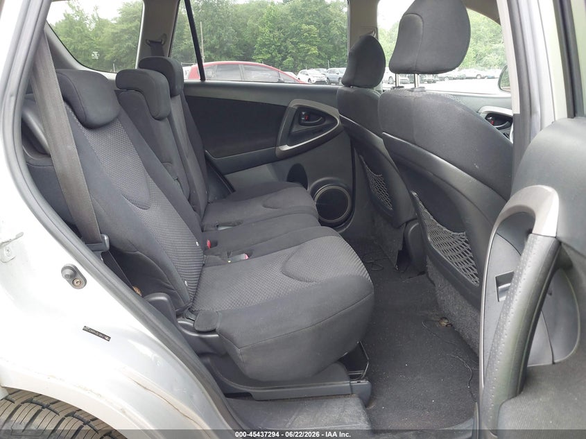 2006 Toyota Rav4 VIN JTMBD32V666011582 IAAI salvage auction — LEFT SIDE, Salvage (Idaho), sold $25 on 2026-07-29 (photo 8)