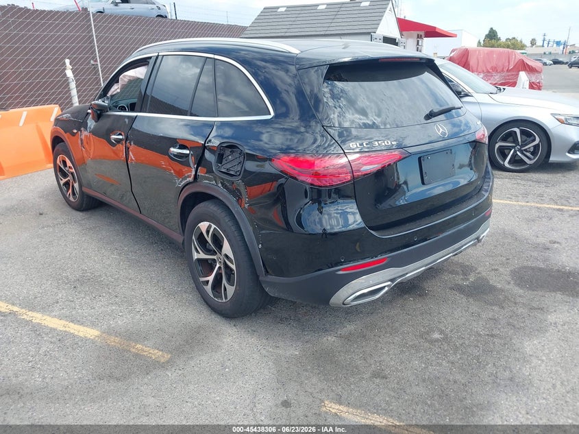 2025 Mercedes-benz Glc VIN W1NKM5GB4SF358907 IAAI salvage auction — SIDE, Salvage (California), sold $23,100 on 2026-07-20 (photo 3)