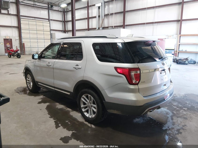 2017 Ford Explorer VIN 1FM5K7D81HGB16444 IAAI salvage auction — FRONT END, Salvage Title, sold $1,600 on 2026-07-24 (photo 3)