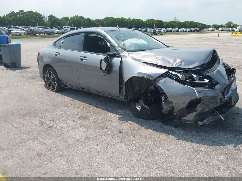 2026 BMW 2er VIN WBA23GG06T7U09644 IAAI salvage auction — FRONT END, Salvage Title, sold $4,750 on 2026-07-30 (photo 1)