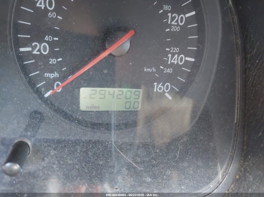 1999 Volkswagen New golf VIN WVWGC31J1XW605246 IAAI salvage auction — WATER/FLOOD, App For Dup Clear (California), sold $225 on 2026-07-28 (photo 7)