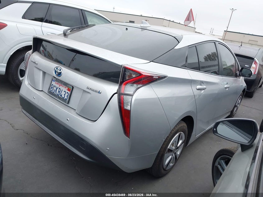 2018 Toyota Prius VIN JTDKBRFUXJ3063852 IAAI salvage auction — LEFT SIDE, Salvage Title, sold $3,200 on 2026-07-15 (photo 4)